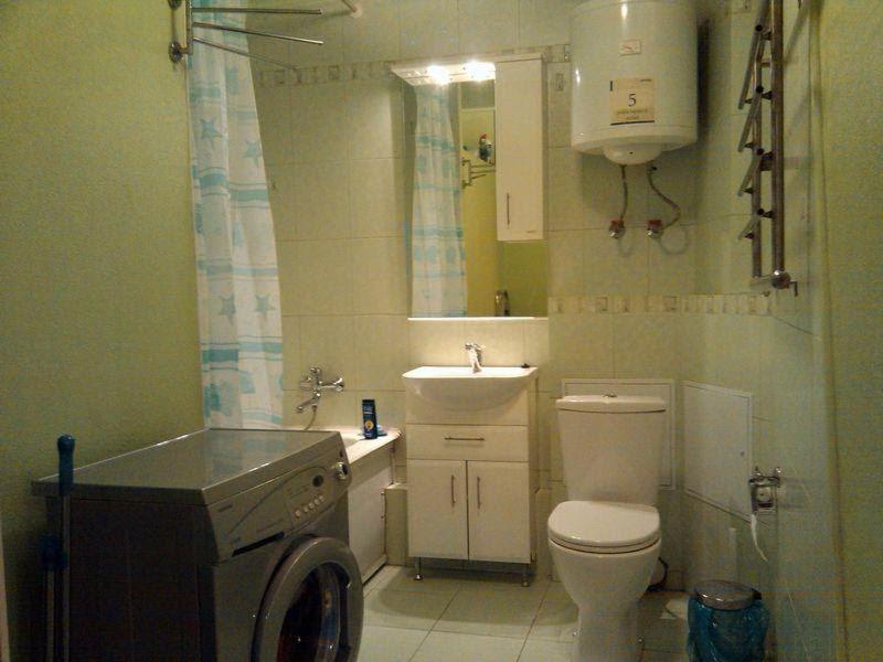 Two-Room Apartment Metro Levada Kharkov Luaran gambar